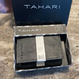 TAHARI - Genuine leather, RFID Men’s Trifold